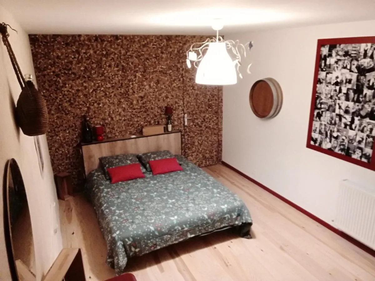 Un Nid Pour La Nuit, Chambres D'Hotes Saint-Géry 0*,  Fransa