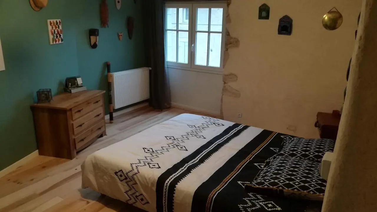 Un Nid Pour La Nuit, Chambres D'Hotes Saint-Géry Oda ve Kahvaltı
