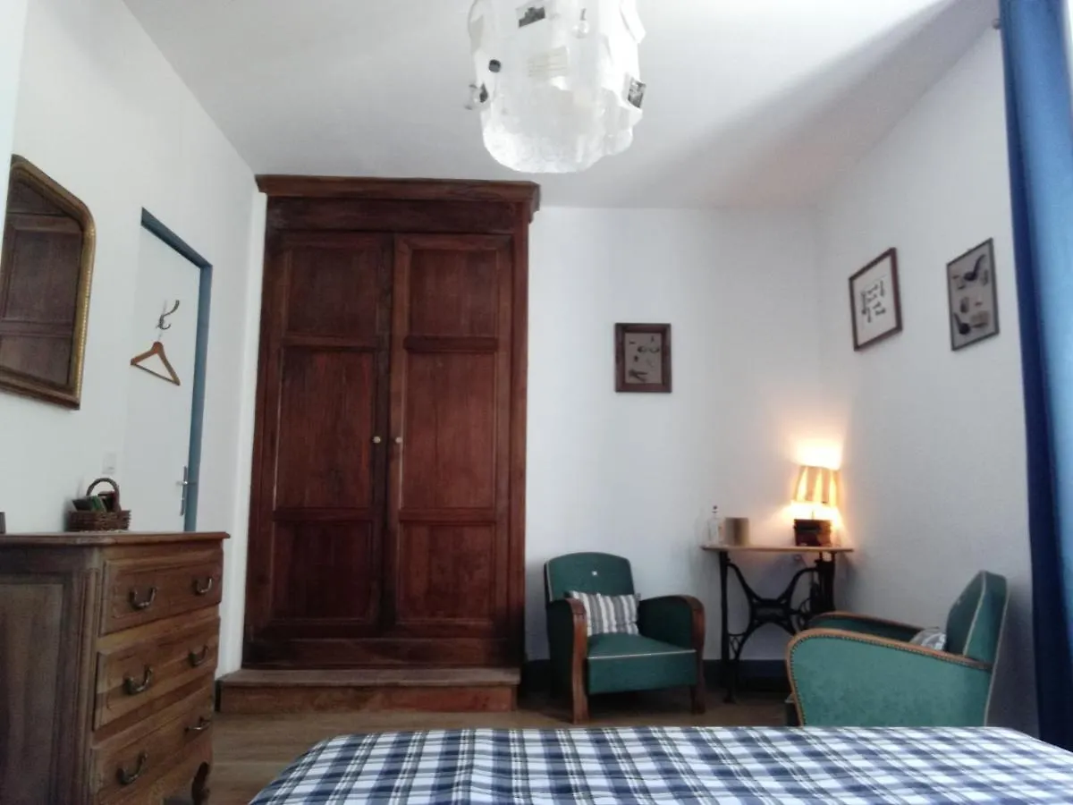 Oda ve Kahvaltı Un Nid Pour La Nuit, Chambres D'Hotes Saint-Géry